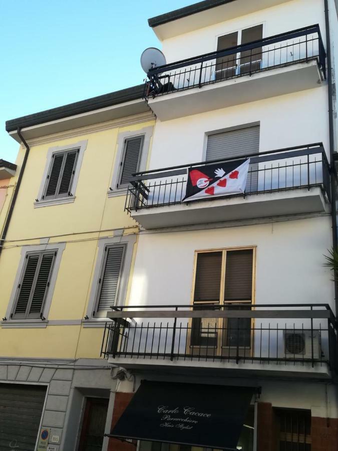 Appartamento Manola Viareggio Luaran gambar